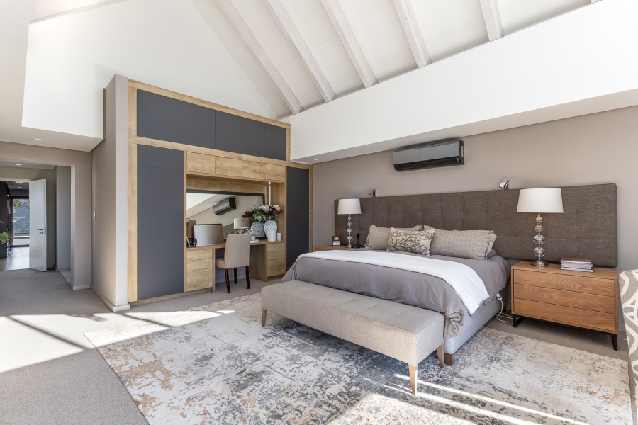 4 Bedroom Property for Sale in Pearl Valley at Val de Vie Western Cape